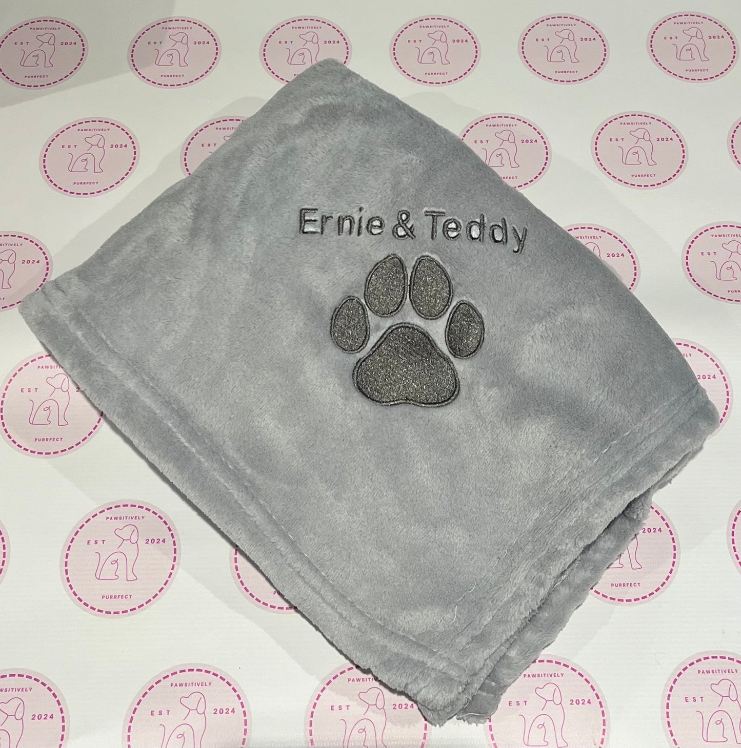Personalised Pet Blankets - Pawsitively Purrfect