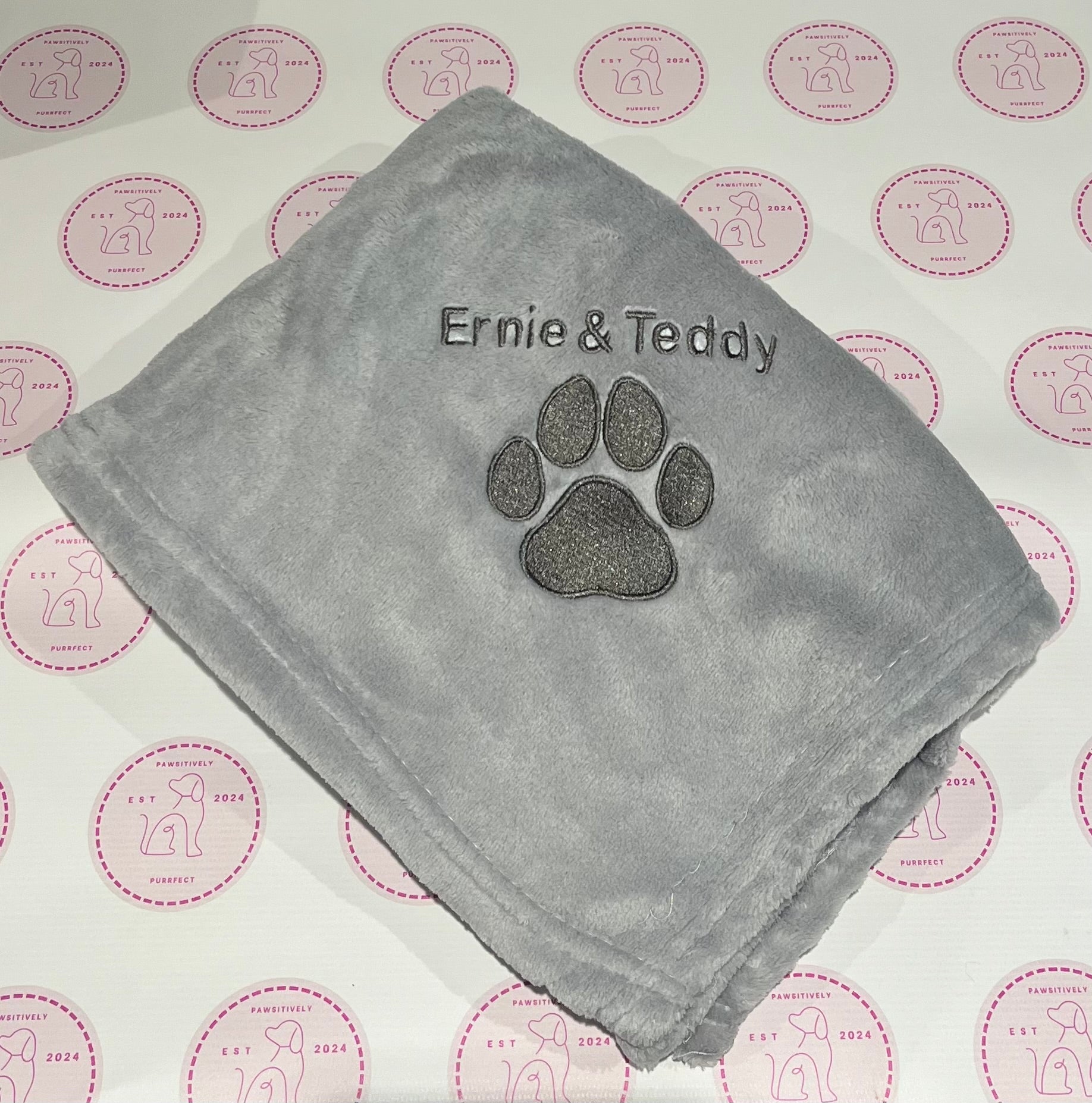 Personalised Pet Blankets - Pawsitively Purrfect