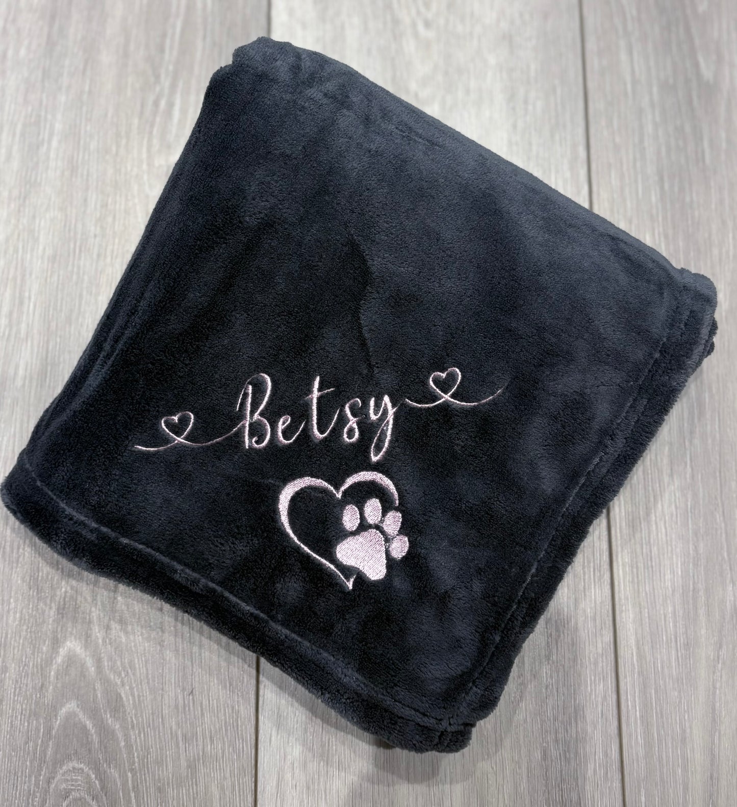 Embroidered Personalised Pet Blankets | Personalised Pet Gifts