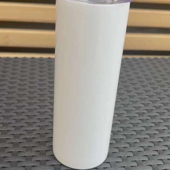 video showing a blank tumbler including the lid and straw